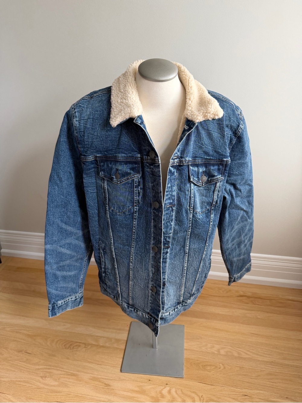 American Eagle Outfitters Blue Denim Jacket with Cream Sherpa Collar